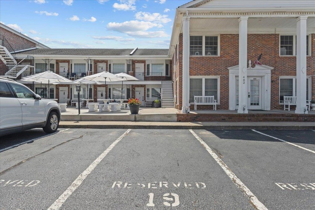 Photo of 402 E Saint Paul Avenue #205, Wildwood Crest, NJ 08260 (MLS # 262426)