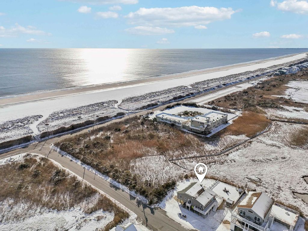 Photo of 118 2nd Street #East, Sea Isle City, NJ 08243 (MLS # 253538)