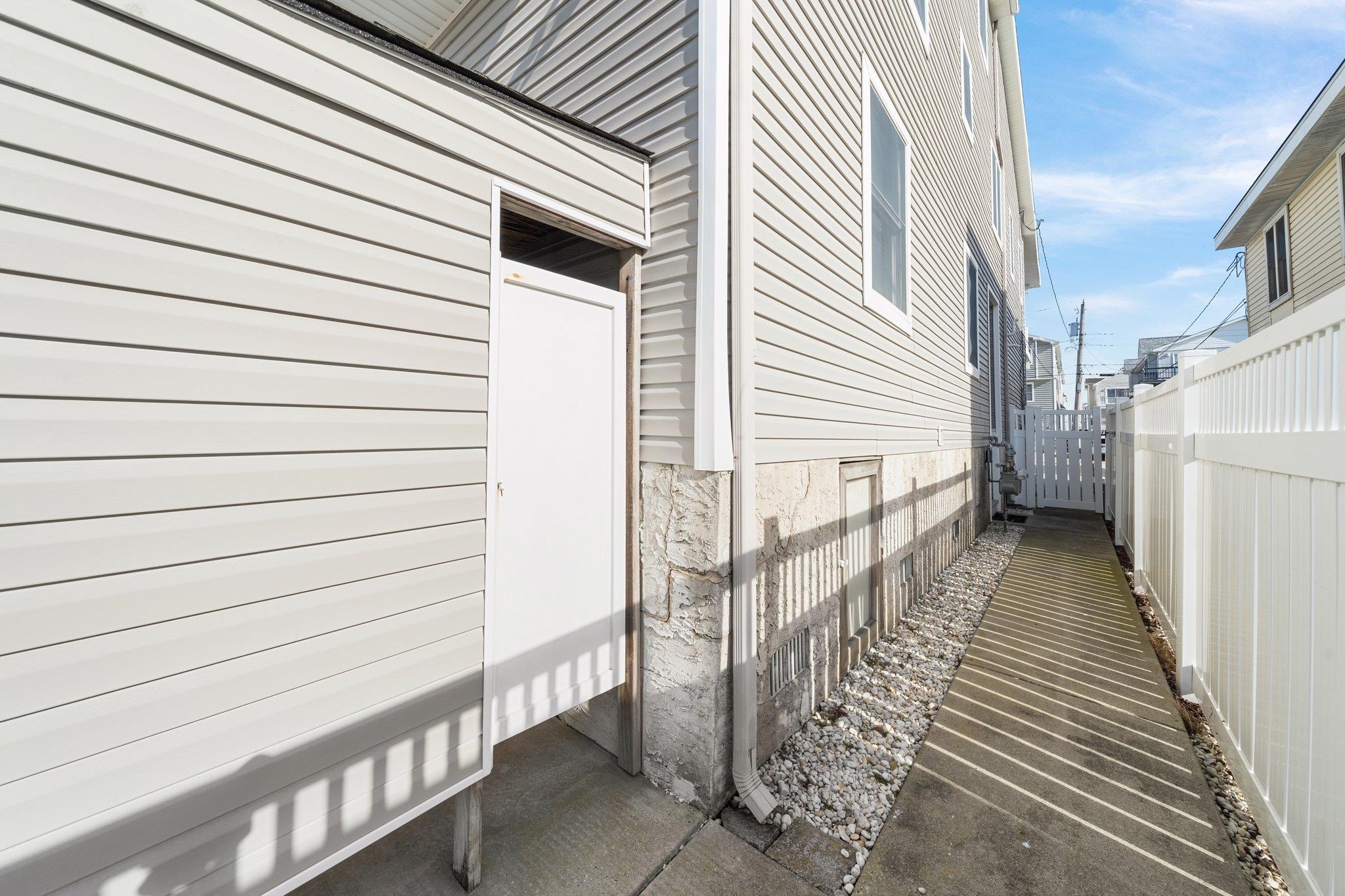 348 40th Street #EAST, Sea Isle City, New Jersey image 26