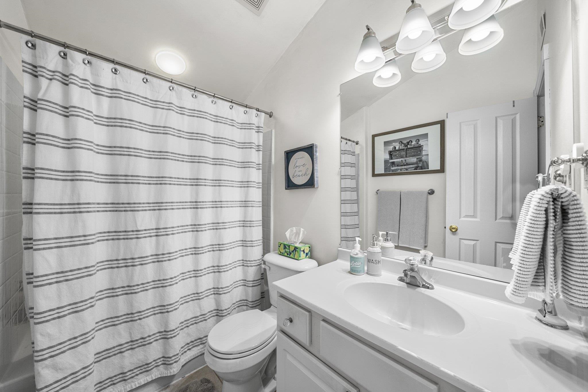 348 40th Street #EAST, Sea Isle City, New Jersey image 23