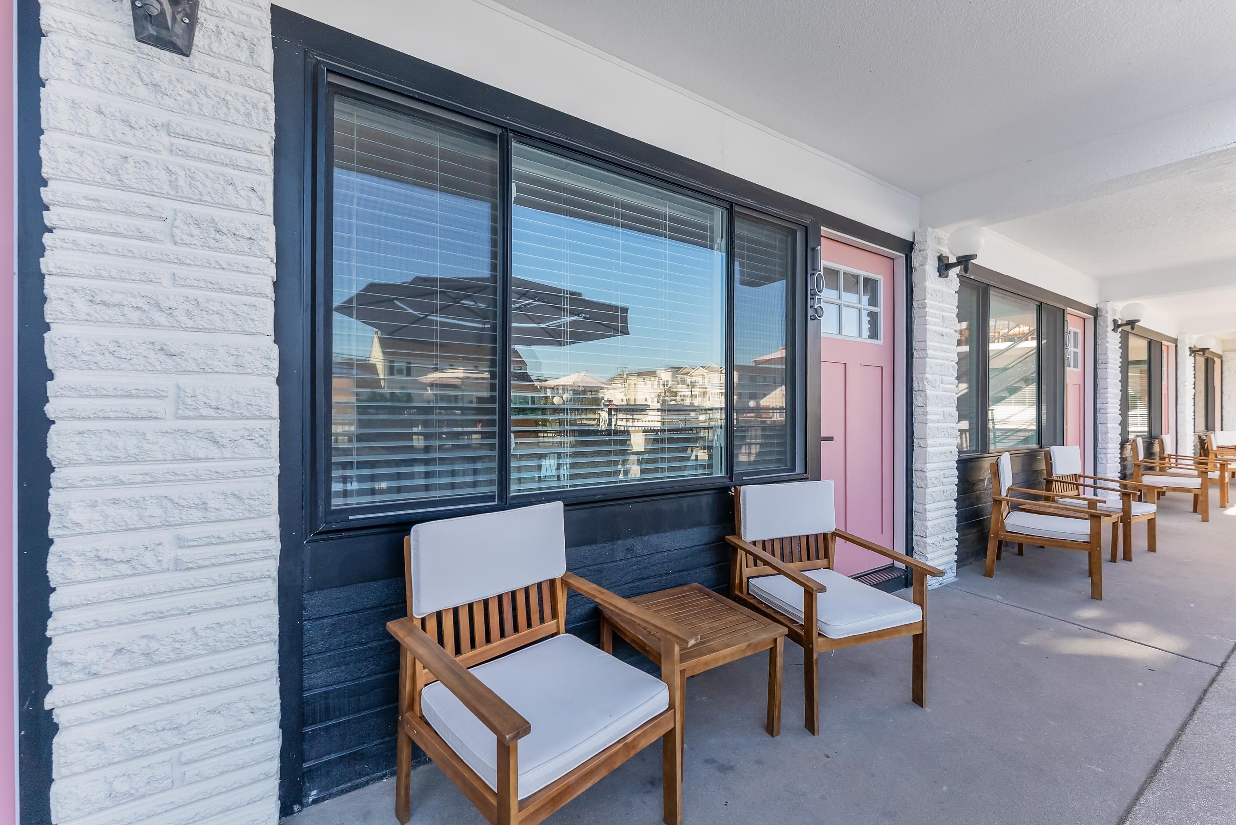 2101 Surf Avenue 105