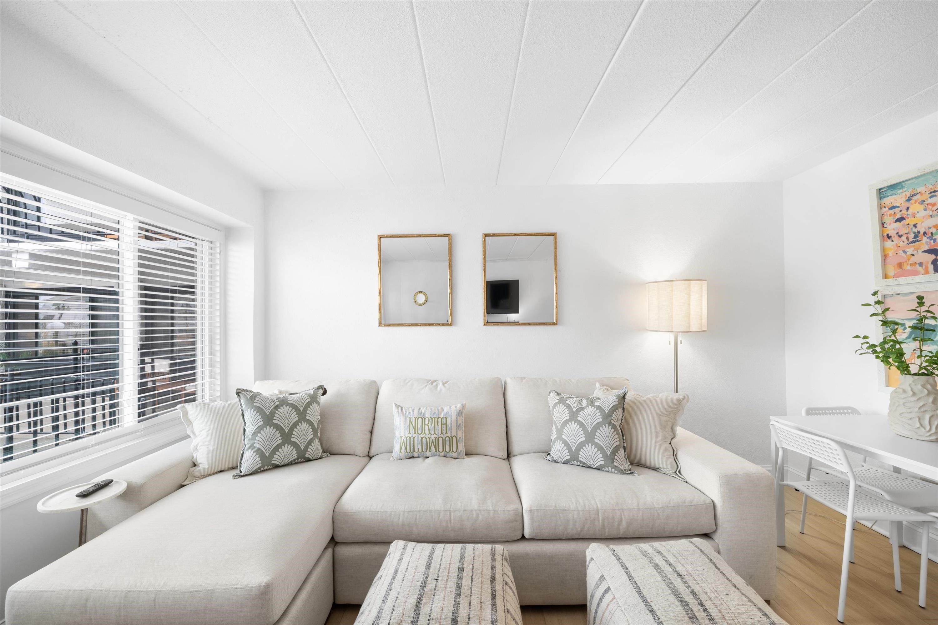 2101 Surf Avenue 105