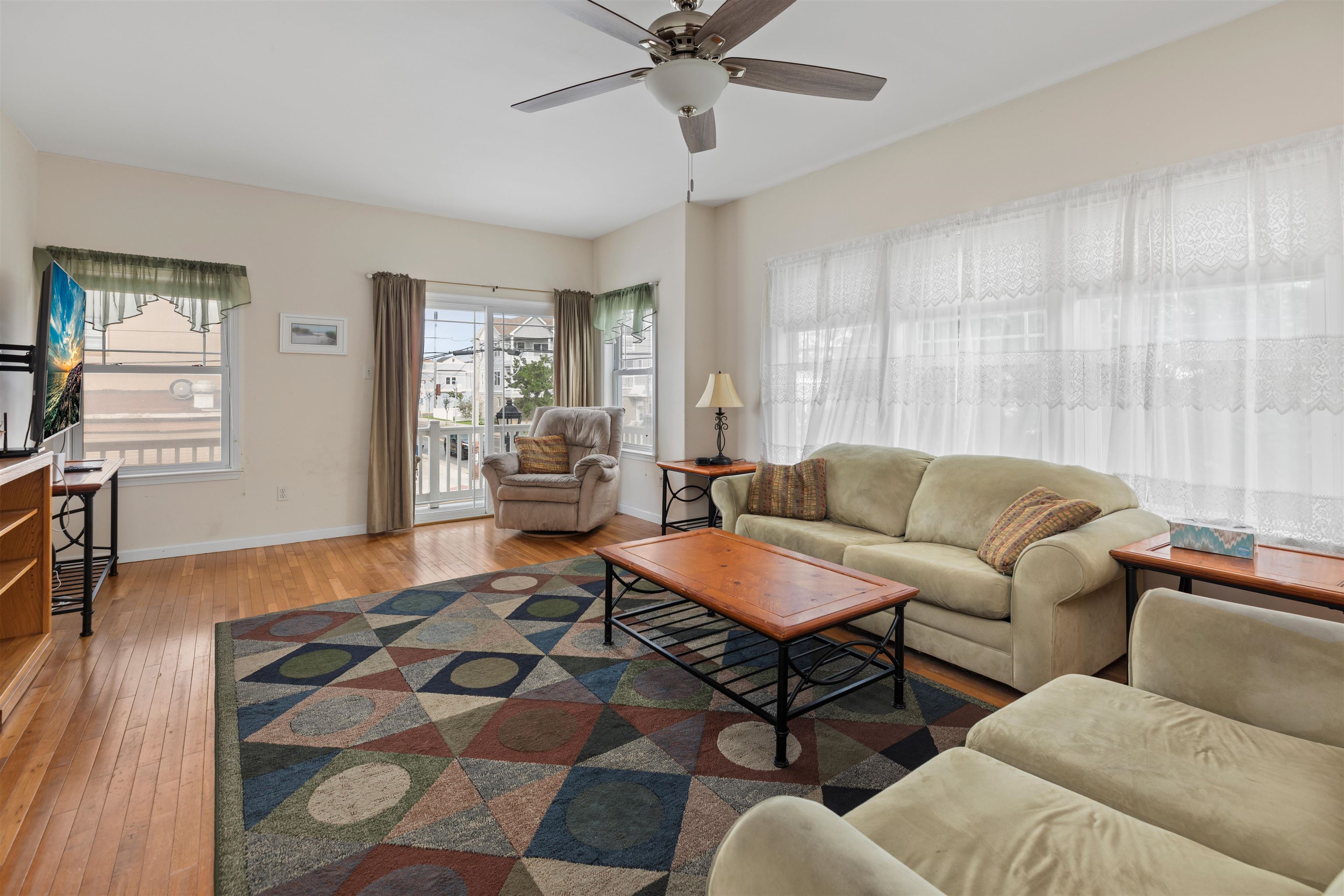 4200 Pacific Avenue 106