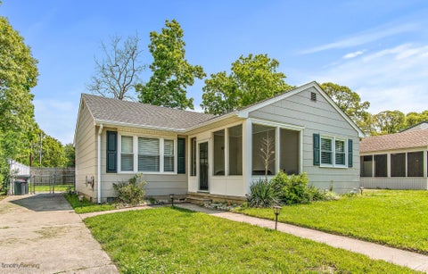 Condo For Sale - 305 Village Road<br/> Villas, NJ 08251