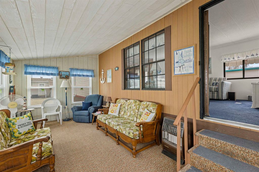 Photo of 15 Davis Place, North Cape May, NJ 08204 (MLS # 260478)