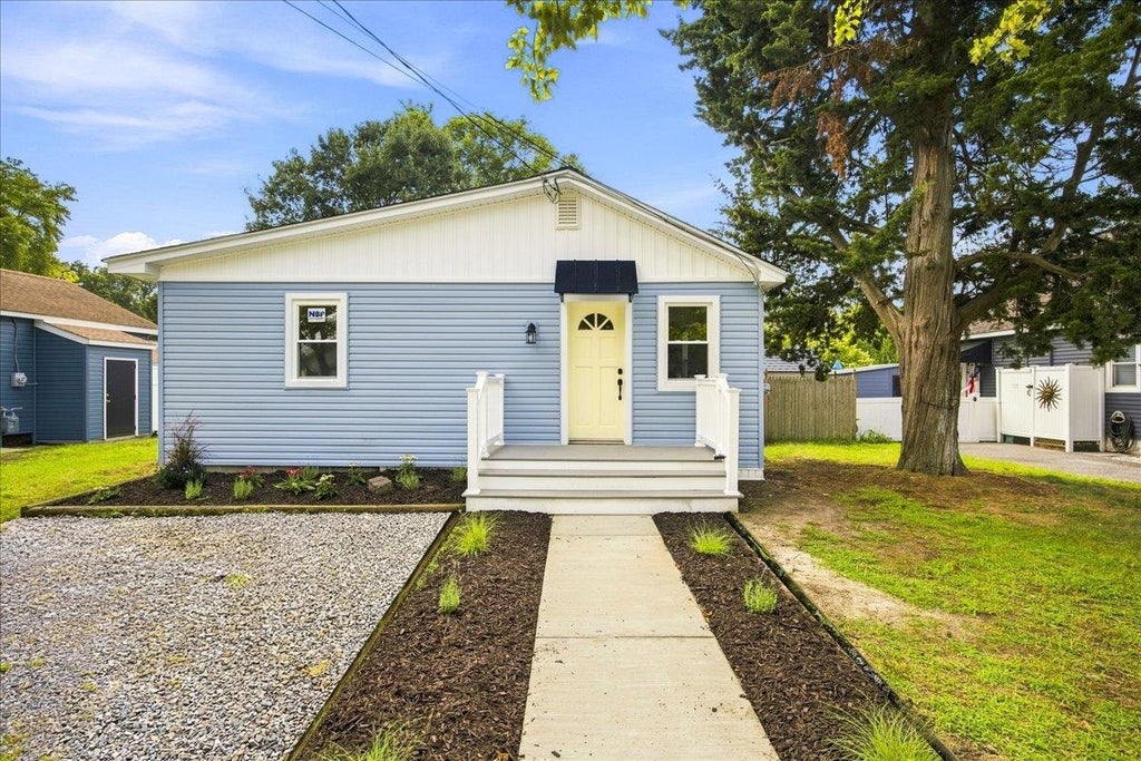 Photo of 108 Iowa Avenue, Villas, NJ 08251 (MLS # 262428)
