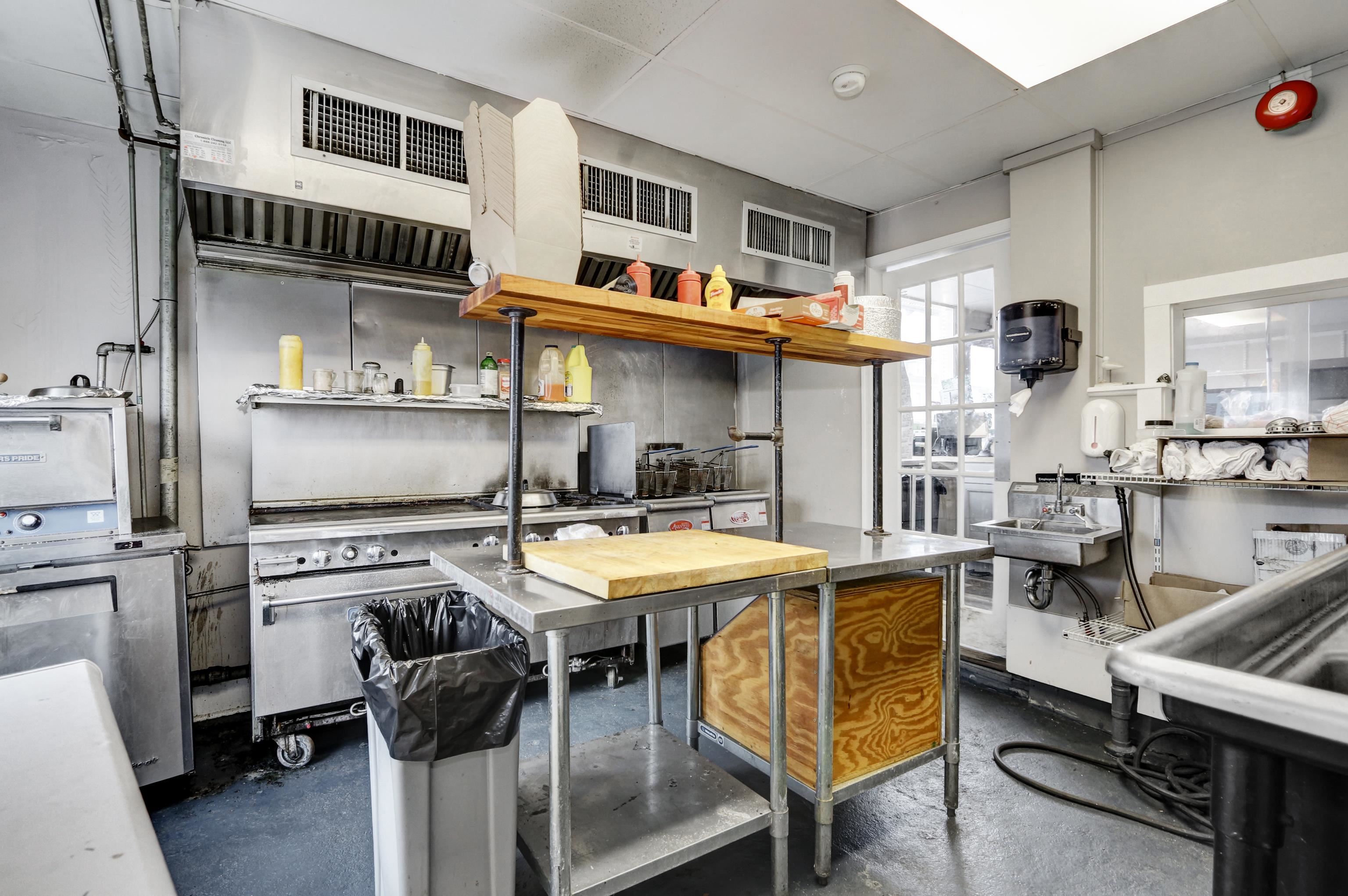 North Wildwood, New Jersey 08260, United States, ,Commercial,Active,240673