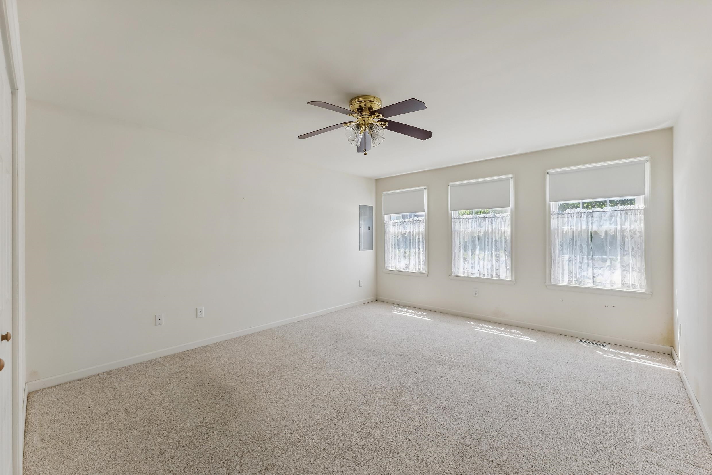 104 Pennsylvania Avenue, Rio Grande, New Jersey image 8