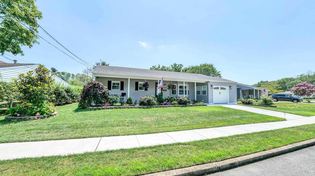 Photo of 13 Gulph Mill Road, Somers Point, NJ 08244 (MLS # 253085)