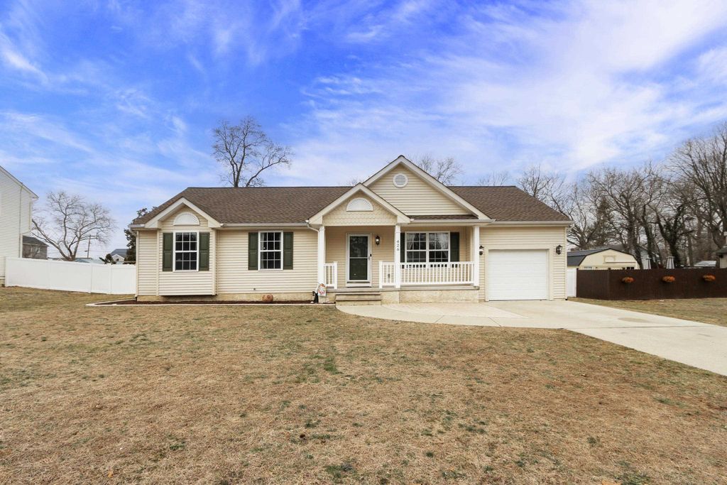 Photo of 426 Amanda Court, Vineland, NJ 08360 (MLS # 260623)