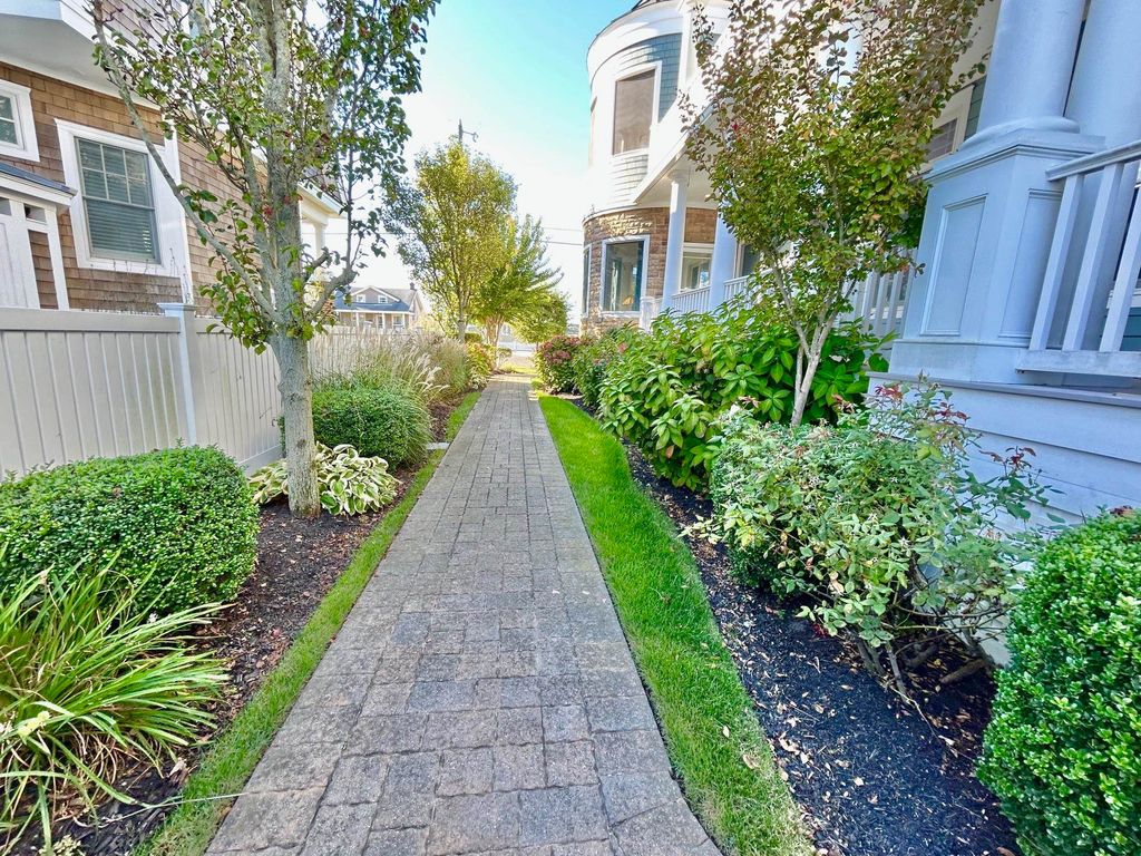 Photo of 10546 Corinthian Drive, Stone Harbor, NJ 08247 (MLS # 253073)