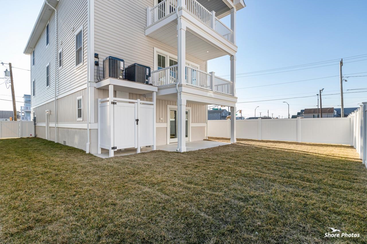 137 W Walnut Avenue