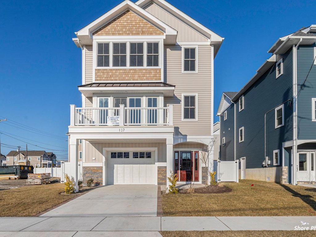 Photo of 137 W Walnut Avenue, North Wildwood, NJ 08260 (MLS # 260407)