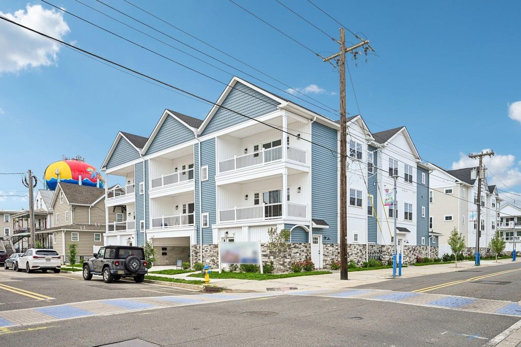 Photo of 157 E Spicer Avenue #210, Wildwood, NJ 08260 (MLS # 261897)