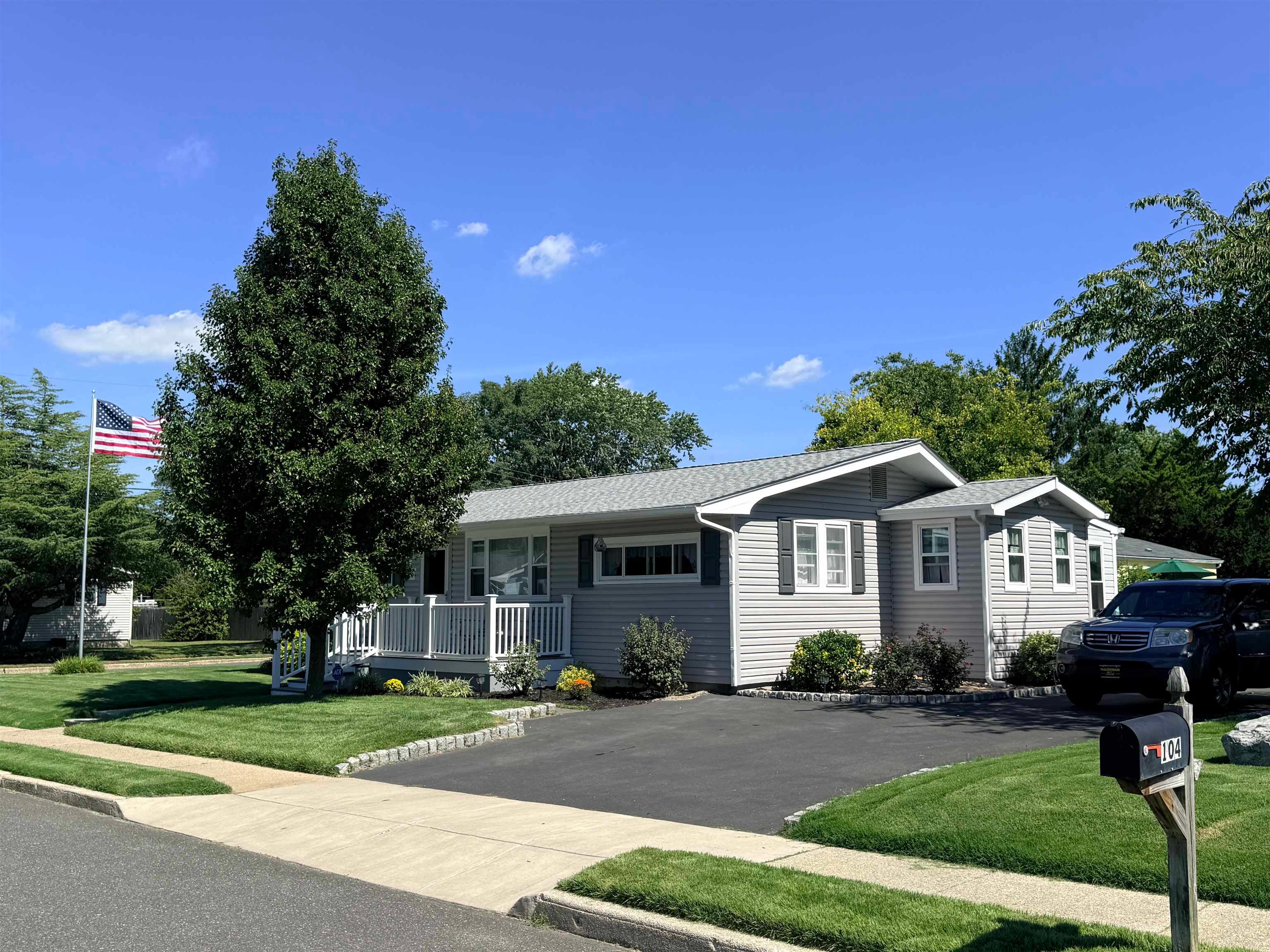104 Avocado Road