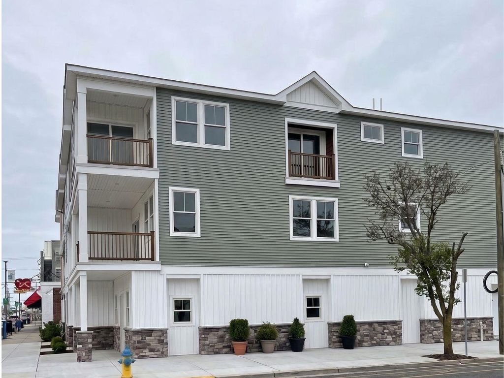 Photo of 3721 Pacific Avenue #5, Wildwood, NJ 08260 (MLS # 261262)
