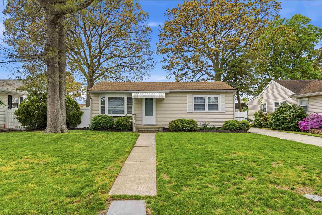 Photo of 220 Village Road, Villas, NJ 08251 (MLS # 261169)