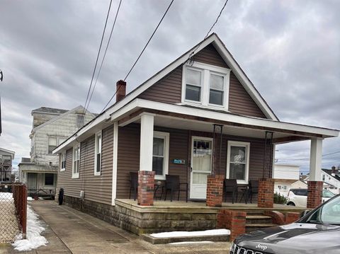 Homes For Sale - 314 W Poplar Street<br/> Cape May County, Wildwood, NJ 08260