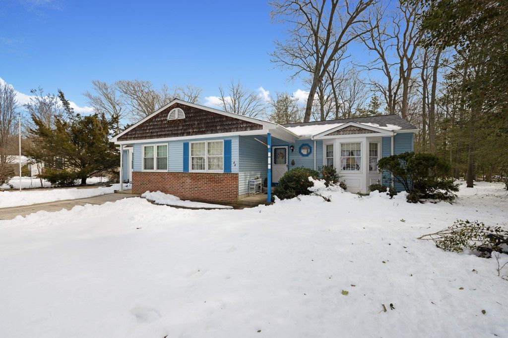 Photo of 44 Heron Way, North Cape May, NJ 08204 (MLS # 260463)