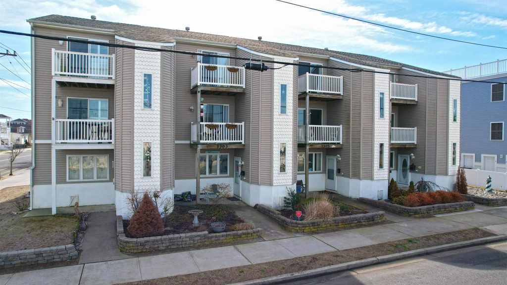 Photo of 3305 Park Boulevard #3, Wildwood, NJ 08260 (MLS # 261125)