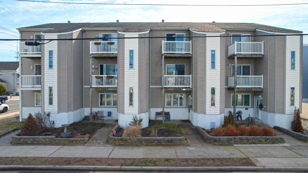 Photo of 3305 Park Boulevard #3, Wildwood, NJ 08260 (MLS # 261125)