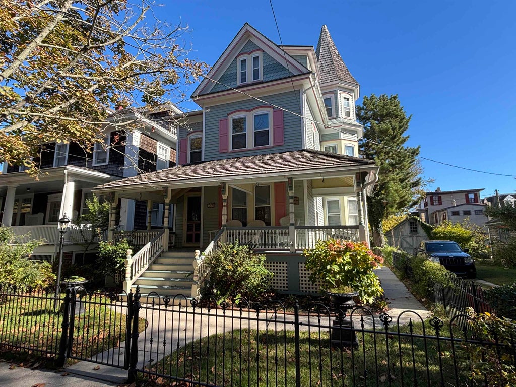Photo of 626 Hughes Street, Cape May, NJ 08204 (MLS # 263133)