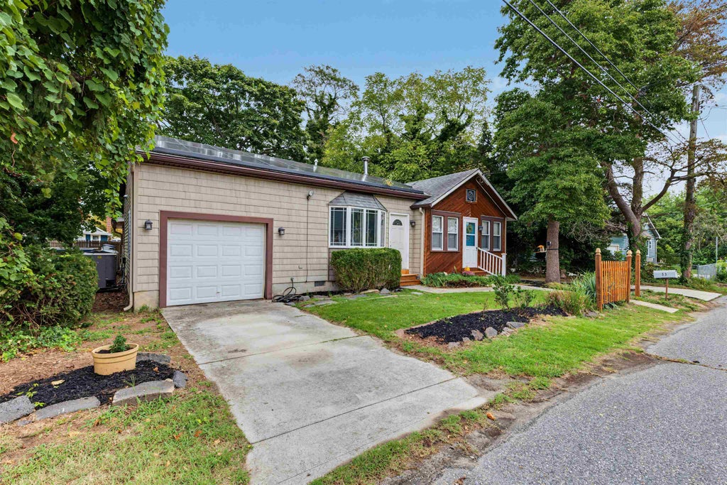 Photo of 53 E Delaware Parkway, Villas, NJ 08251 (MLS # 262984)
