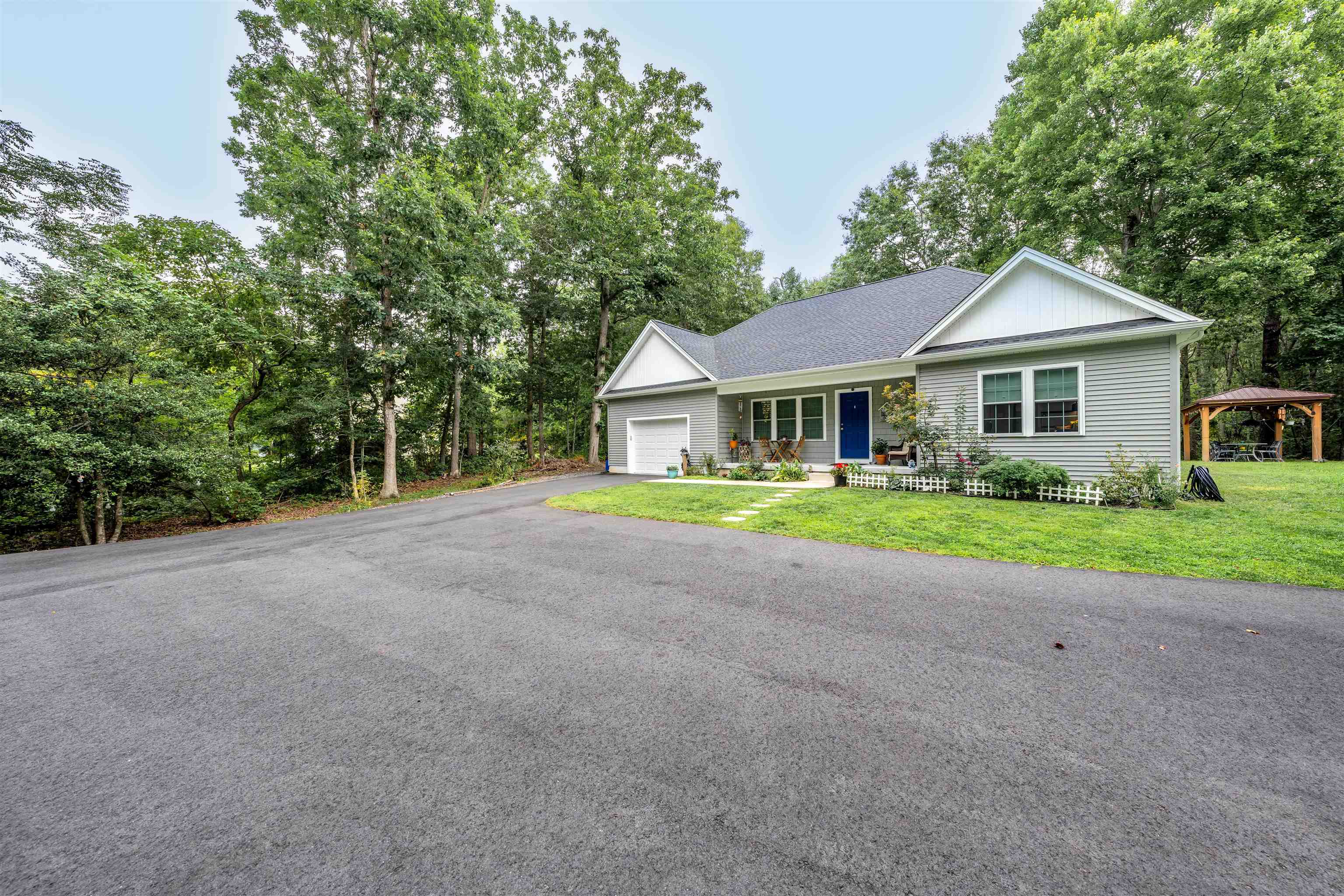 662 Goshen Road