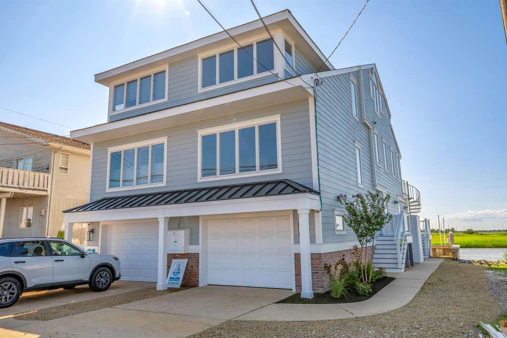 Photo of 2928 Ocean Drive #C-N, Avalon, NJ 08202 (MLS # 262050)