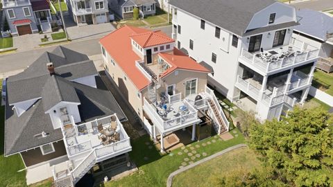 17 E Vincent Avenue Strathmere NJ 08248