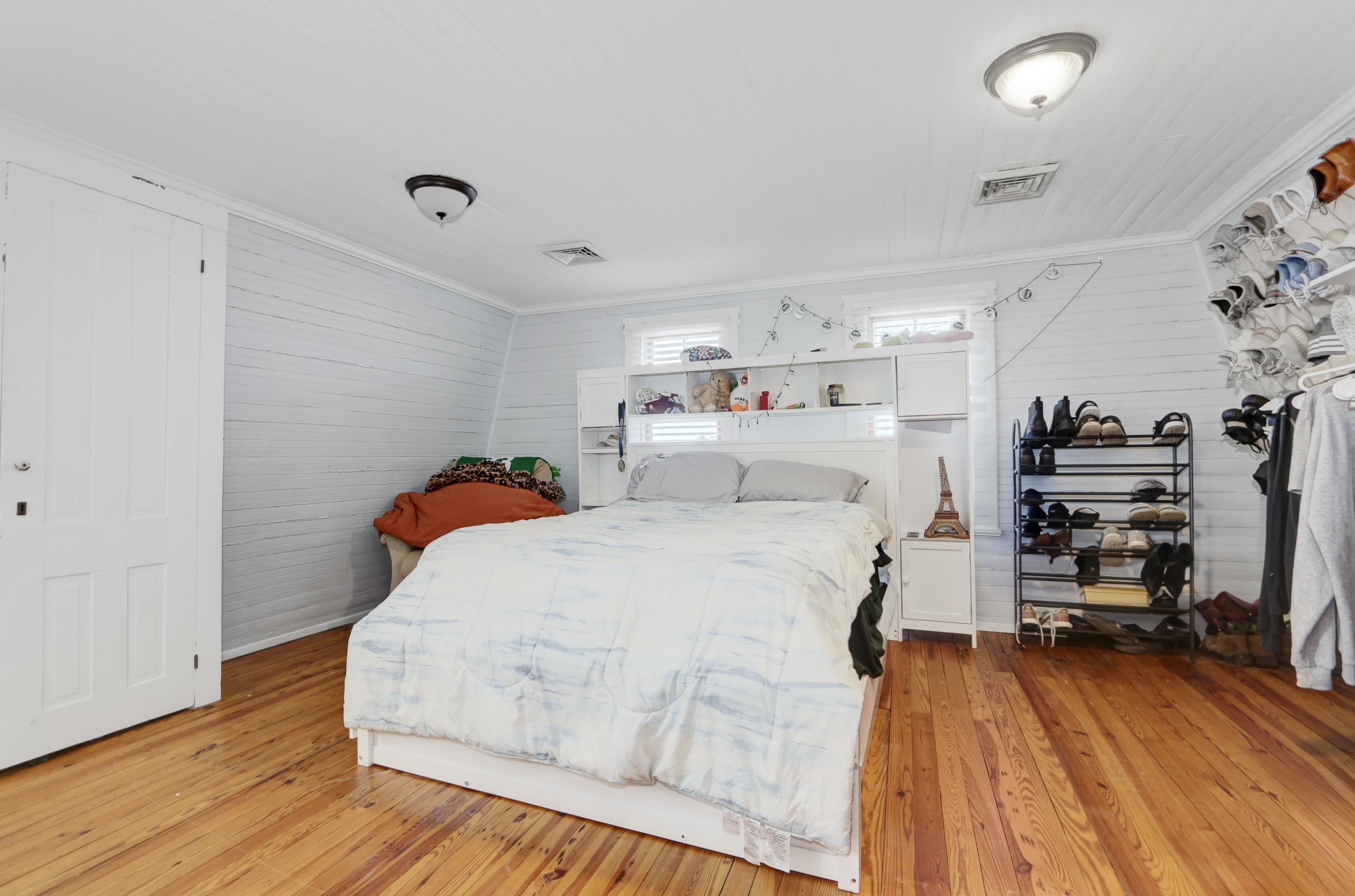 Wildwood, New Jersey 08260, United States, 4 Bedrooms Bedrooms, ,2 BathroomsBathrooms,Residential,Active,244192