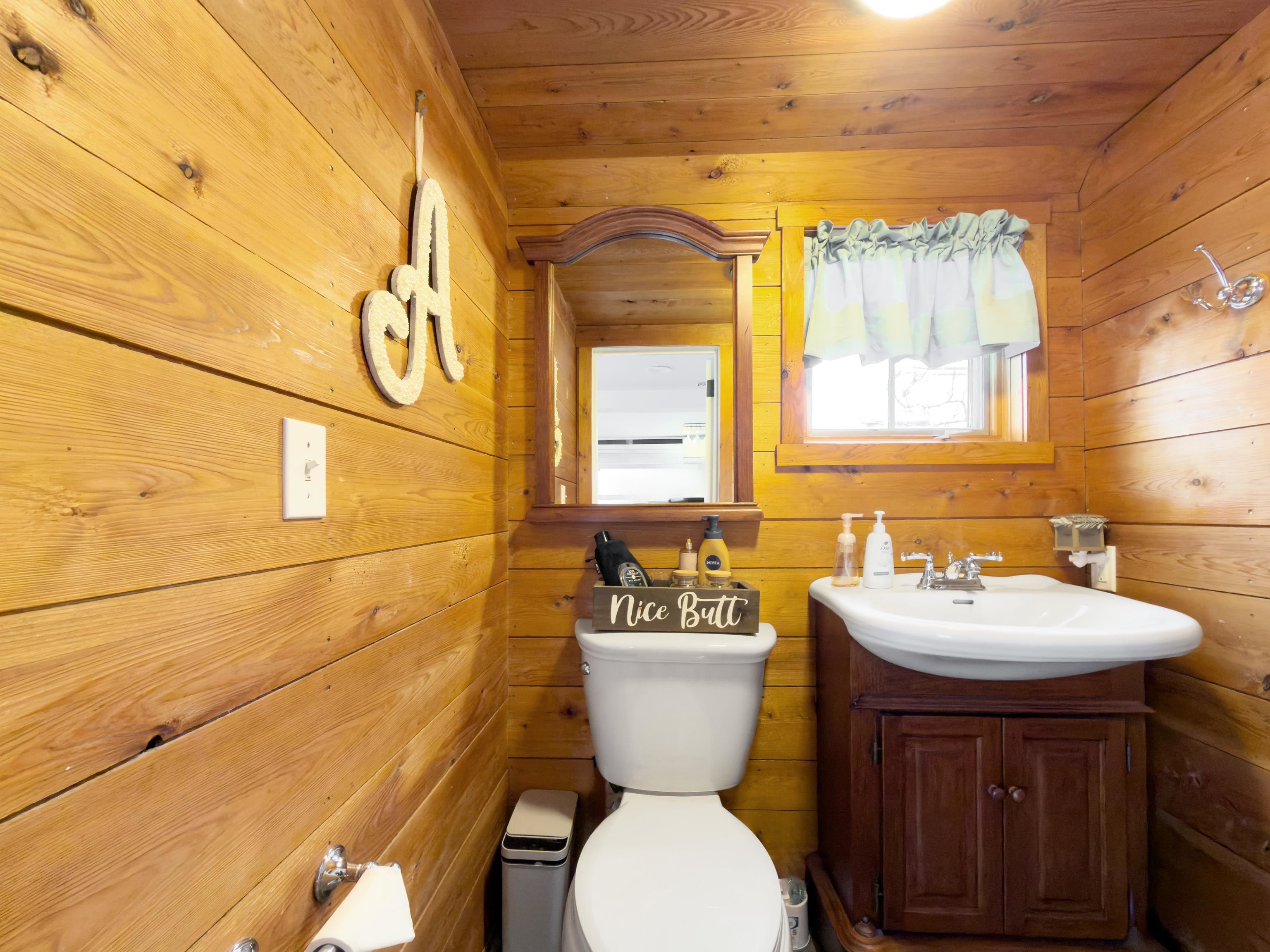 Wildwood, New Jersey 08260, United States, 4 Bedrooms Bedrooms, ,2 BathroomsBathrooms,Residential,Active,244192