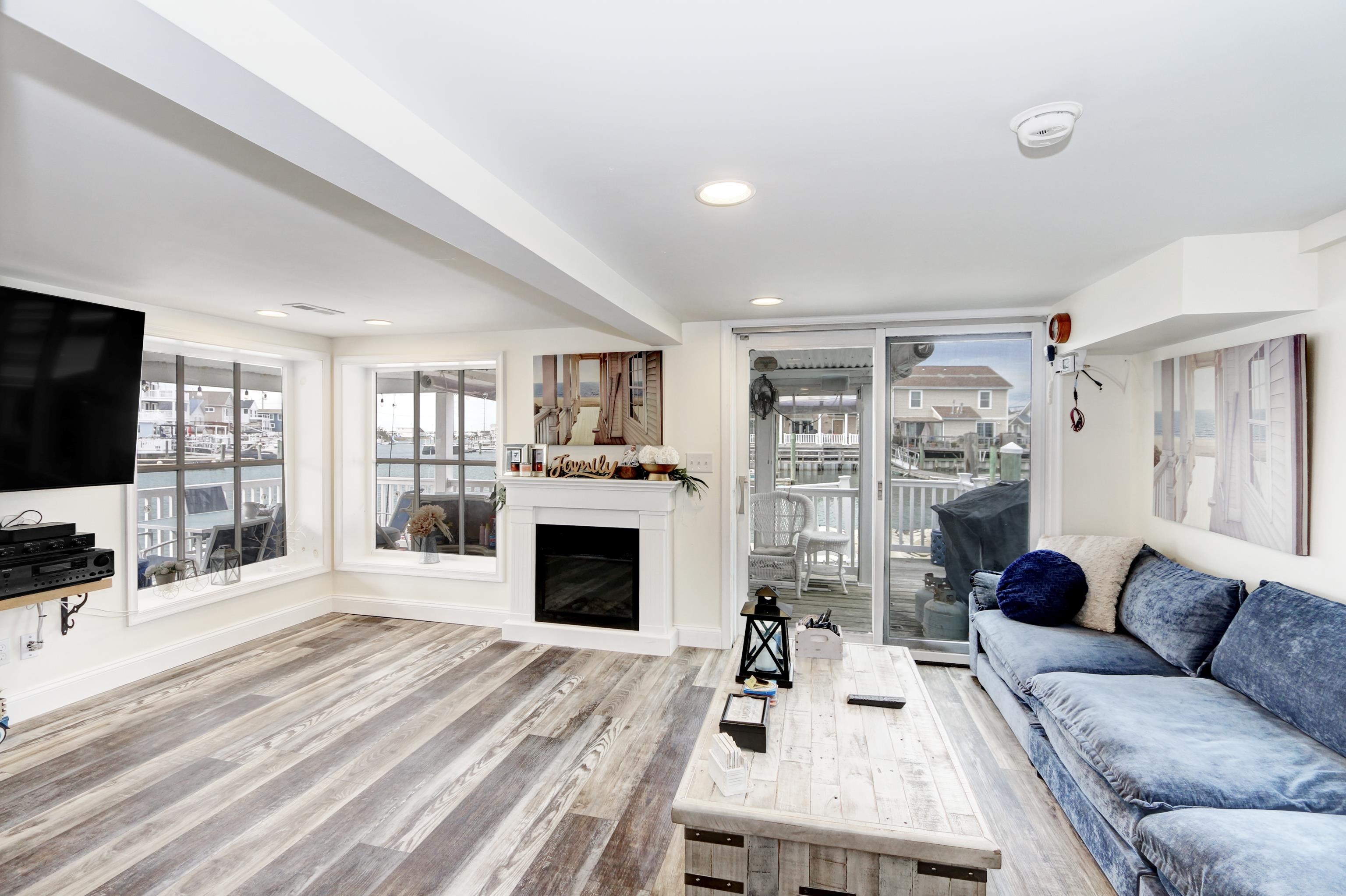 Wildwood, New Jersey 08260, United States, 4 Bedrooms Bedrooms, ,2 BathroomsBathrooms,Residential,Active,244192