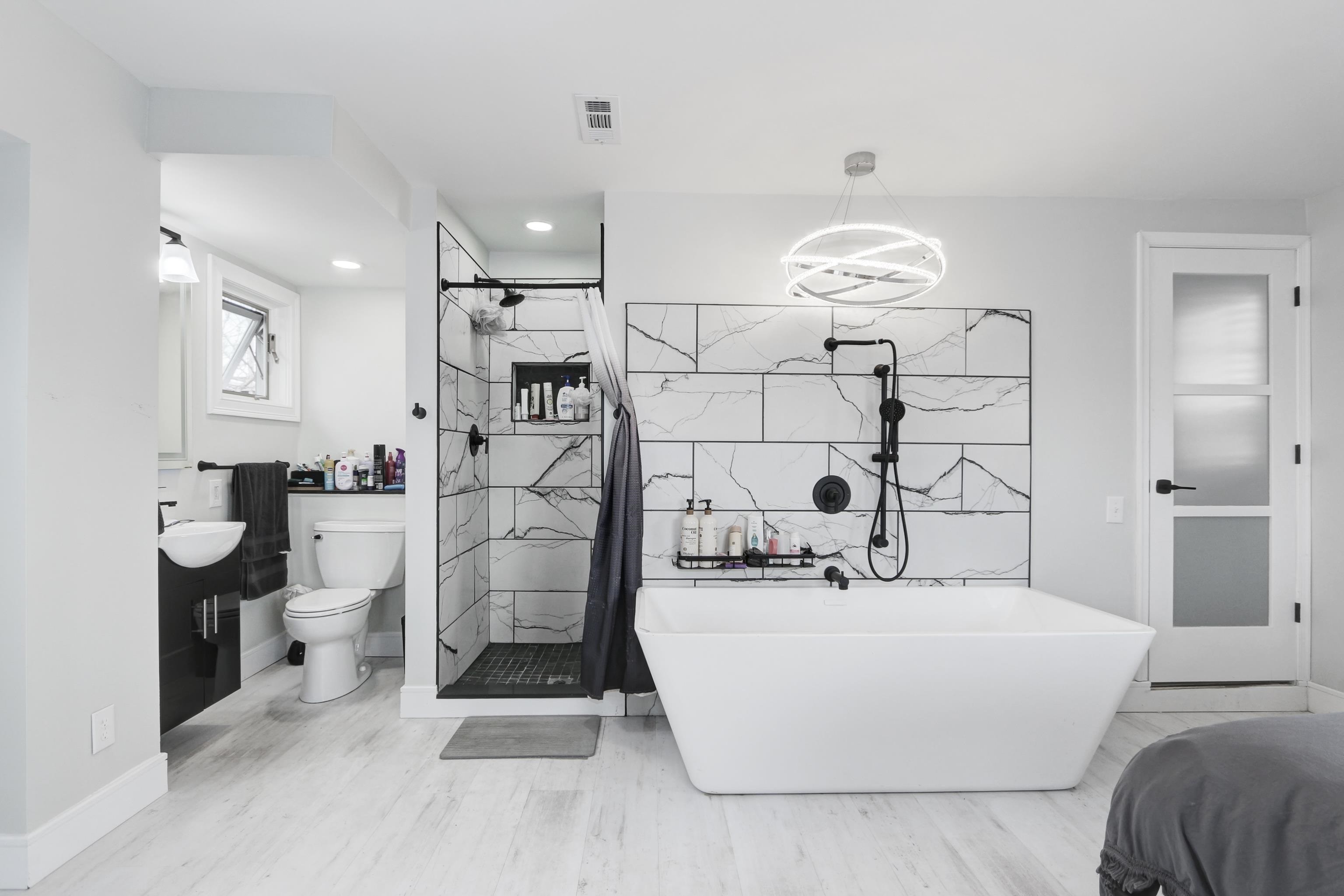 Wildwood, New Jersey 08260, United States, 4 Bedrooms Bedrooms, ,2 BathroomsBathrooms,Residential,Active,244192