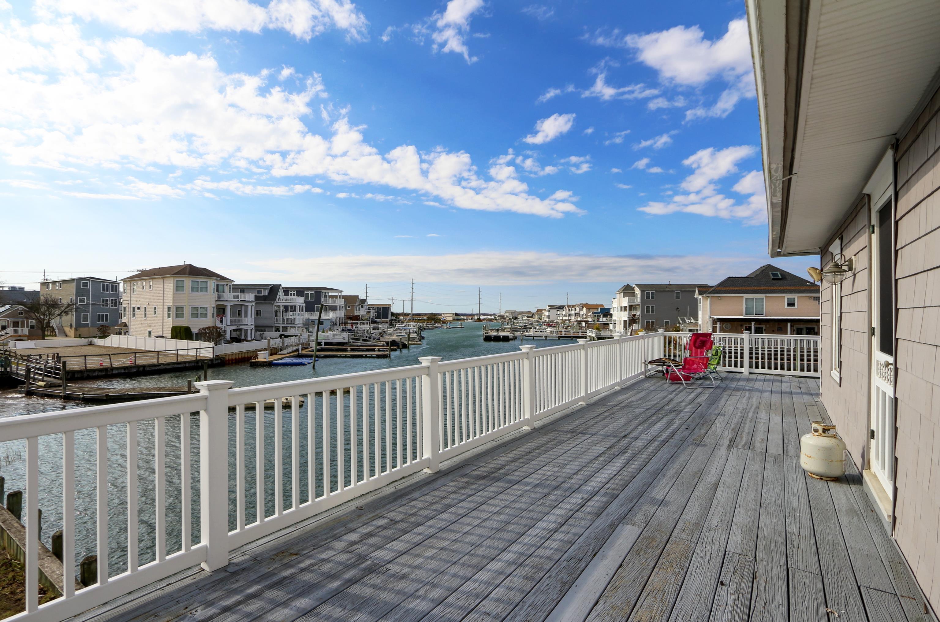 Wildwood, New Jersey 08260, United States, 4 Bedrooms Bedrooms, ,2 BathroomsBathrooms,Residential,Active,244192
