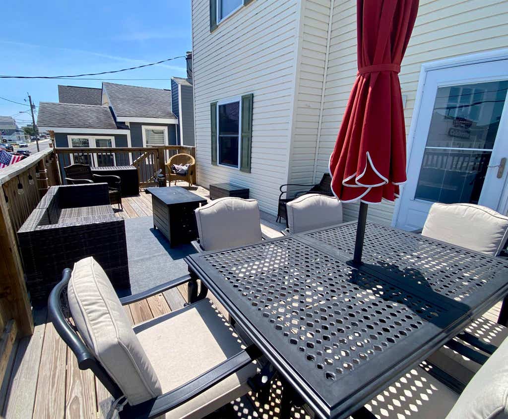 Photo of 720 W Maple Avenue, West Wildwood, NJ 08260 (MLS # 261747)