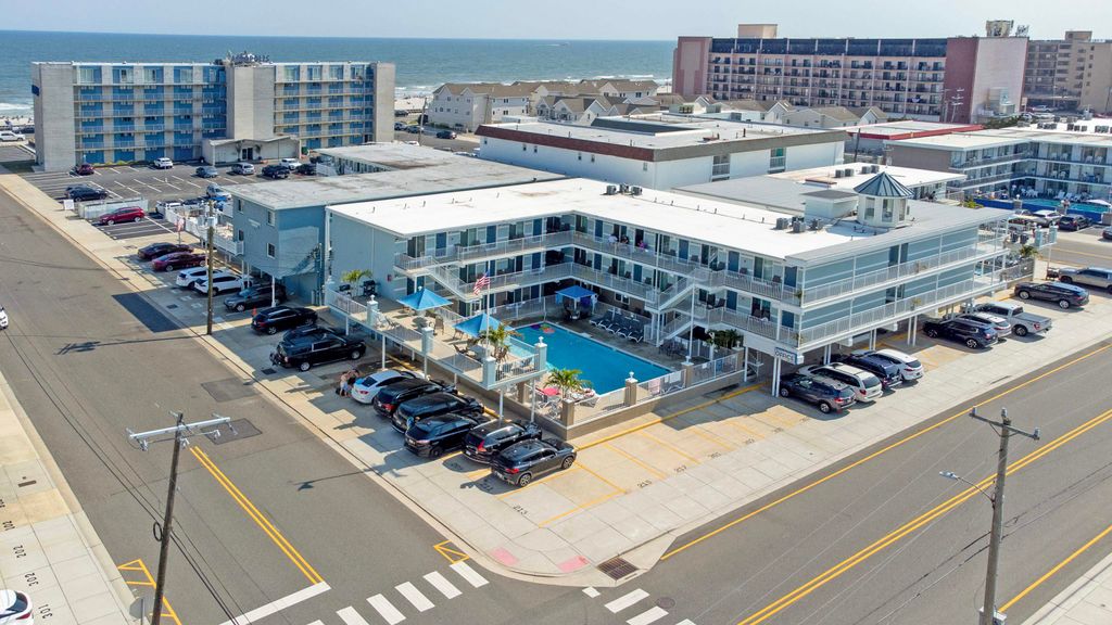Photo of 301-309 Ocean Avenue #201, North Wildwood, NJ 08260 (MLS # 261140)