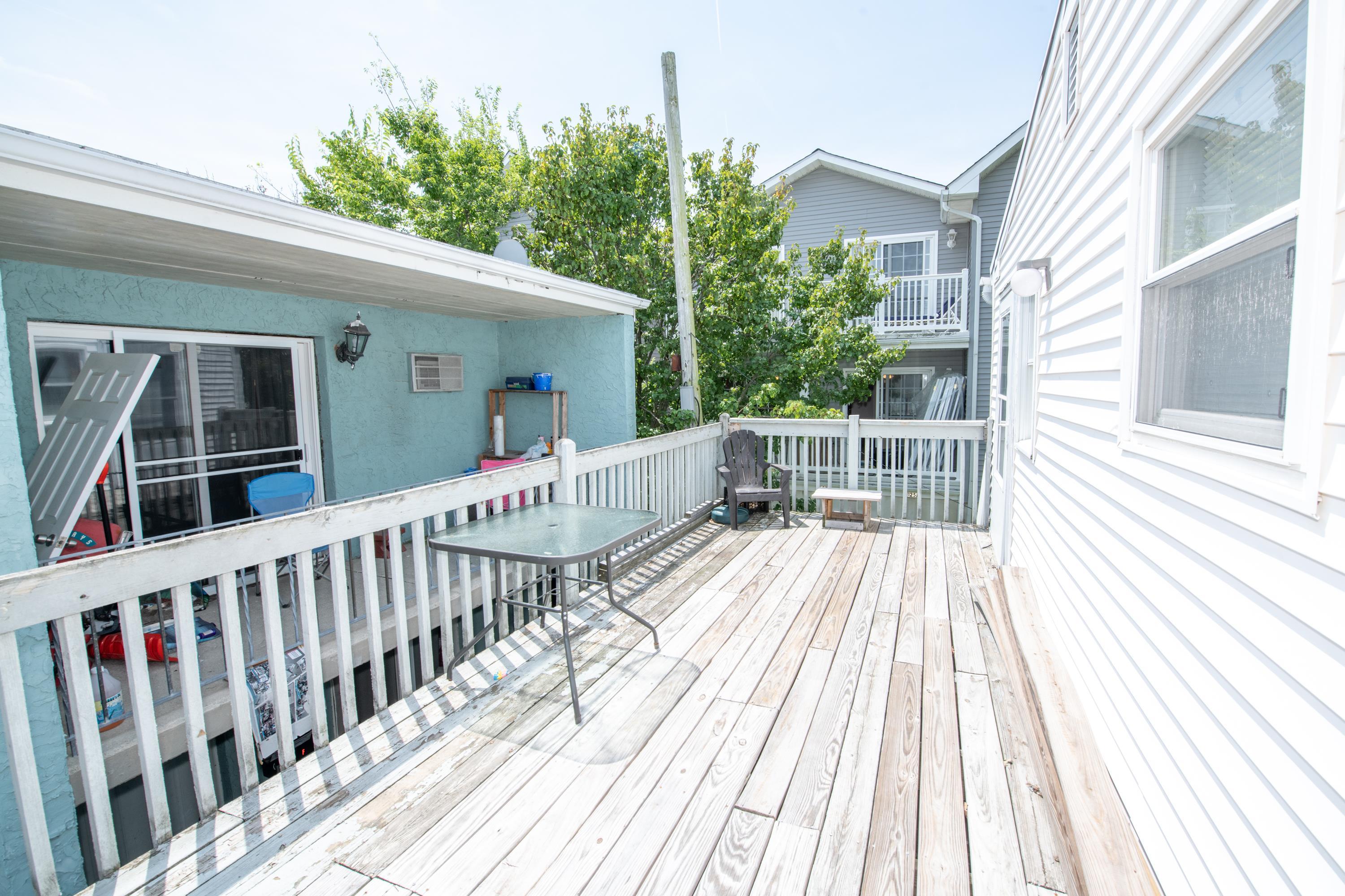 128 E Rio Grande Ave #H, Wildwood, New Jersey image 3