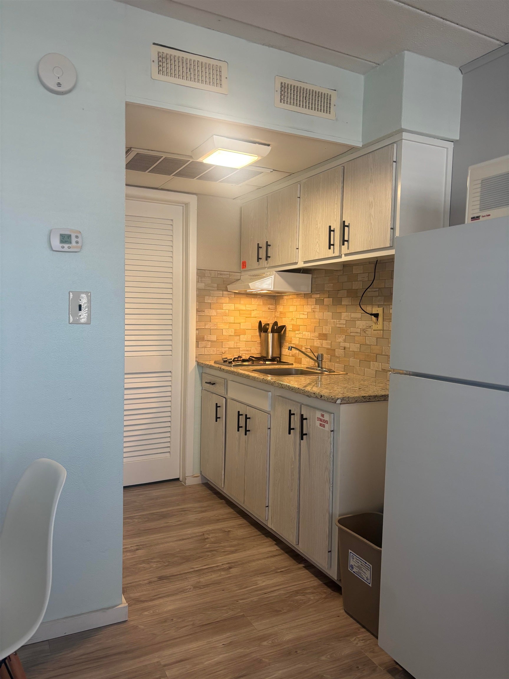 2101 Surf Avenue 204