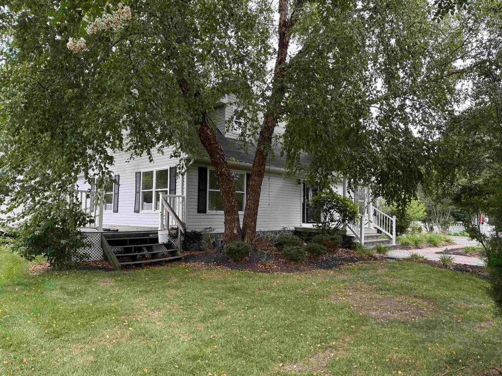 Photo of 6 Bay Acres Drive, Swainton, NJ 08210 (MLS # 262798)