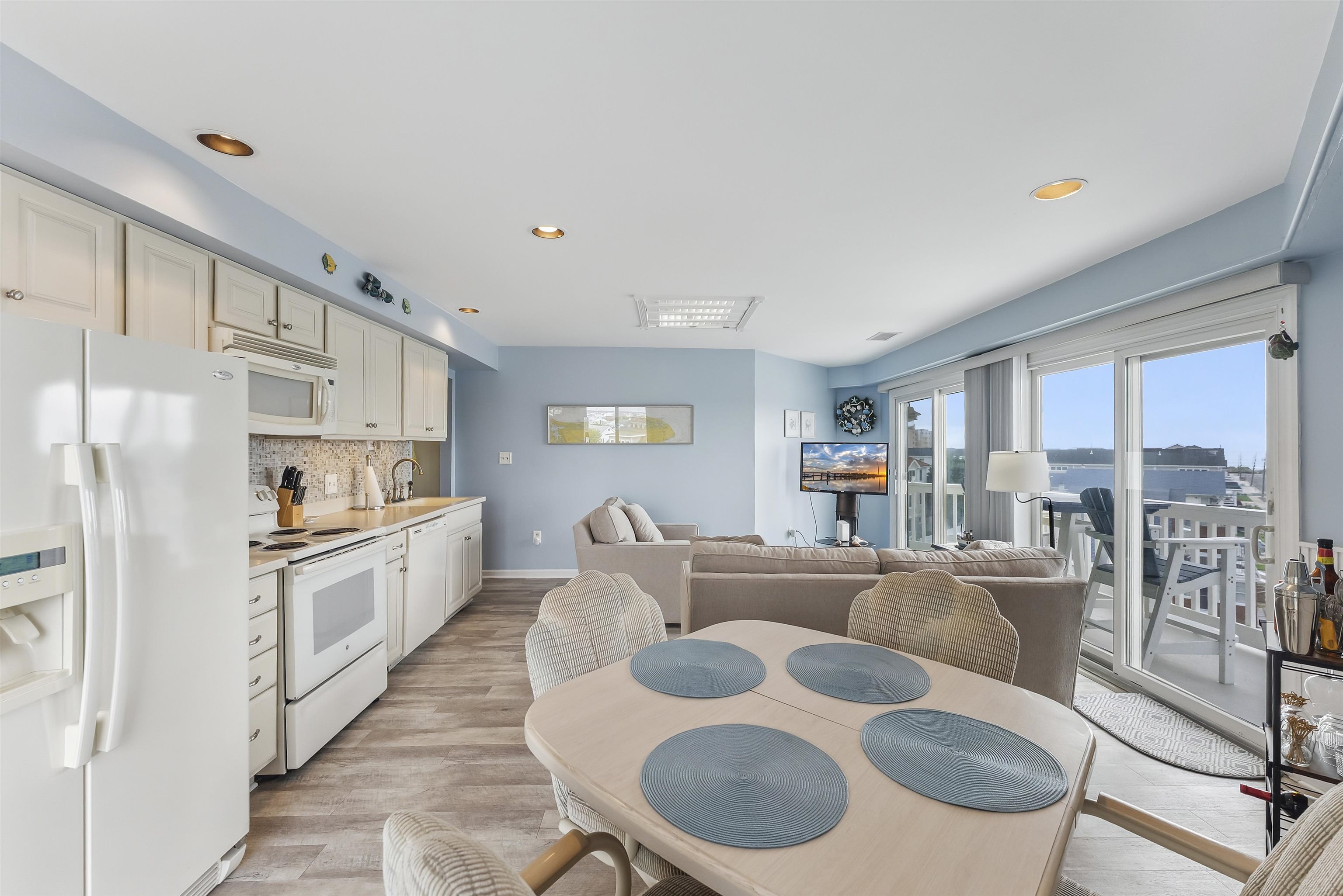 708 Surf Avenue #400AKA 401, North Wildwood, New Jersey image 15