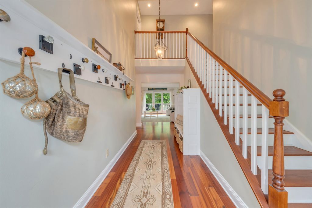 Photo of 128 E Woodland Avenue, Cape May Court House, NJ 08210 (MLS # 261444)