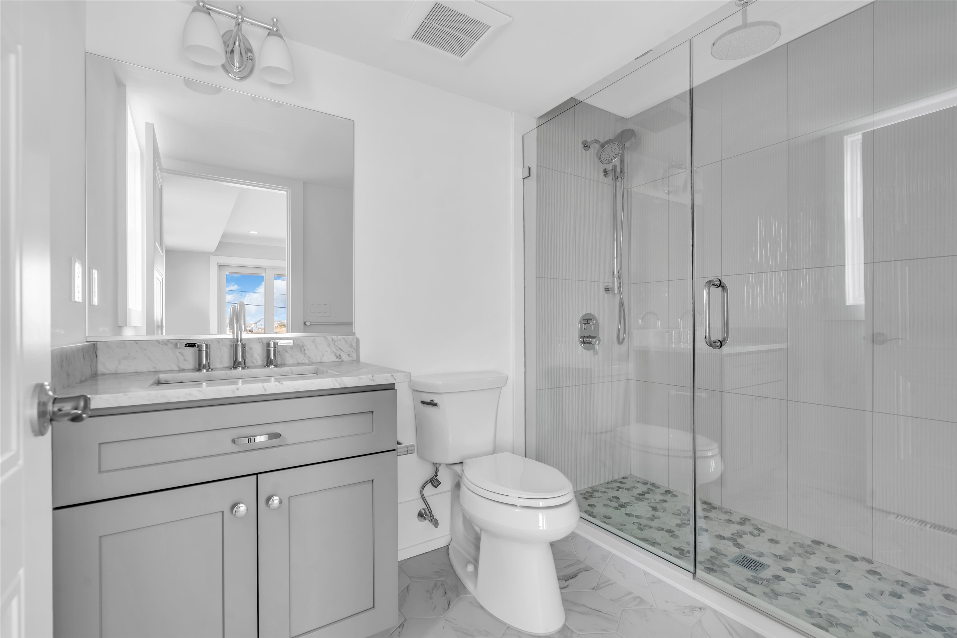 Strathmere, New Jersey 08248, United States, 3 Bedrooms Bedrooms, ,3 BathroomsBathrooms,Residential,Active,221396