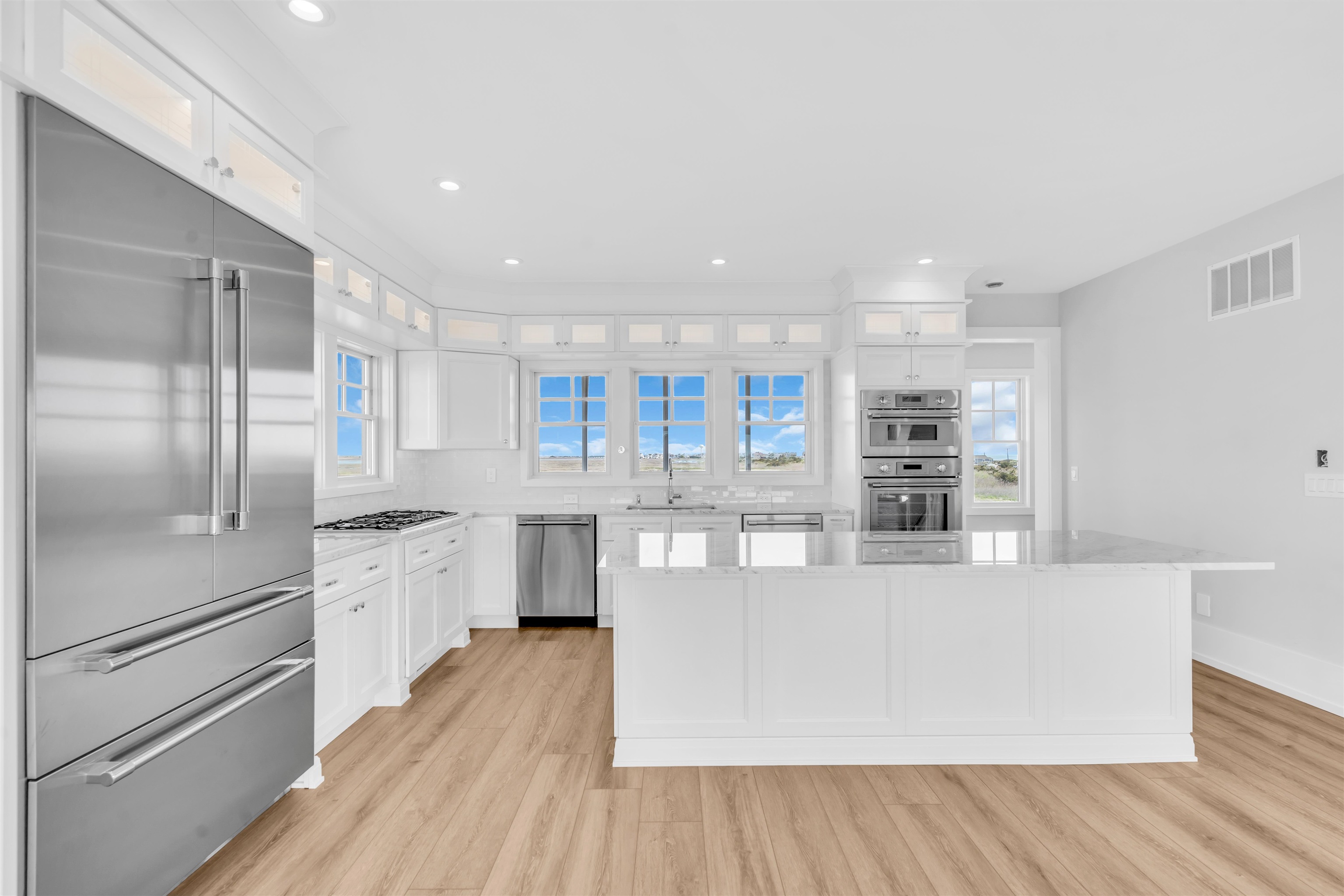 Strathmere, New Jersey 08248, United States, 3 Bedrooms Bedrooms, ,3 BathroomsBathrooms,Residential,Active,221396