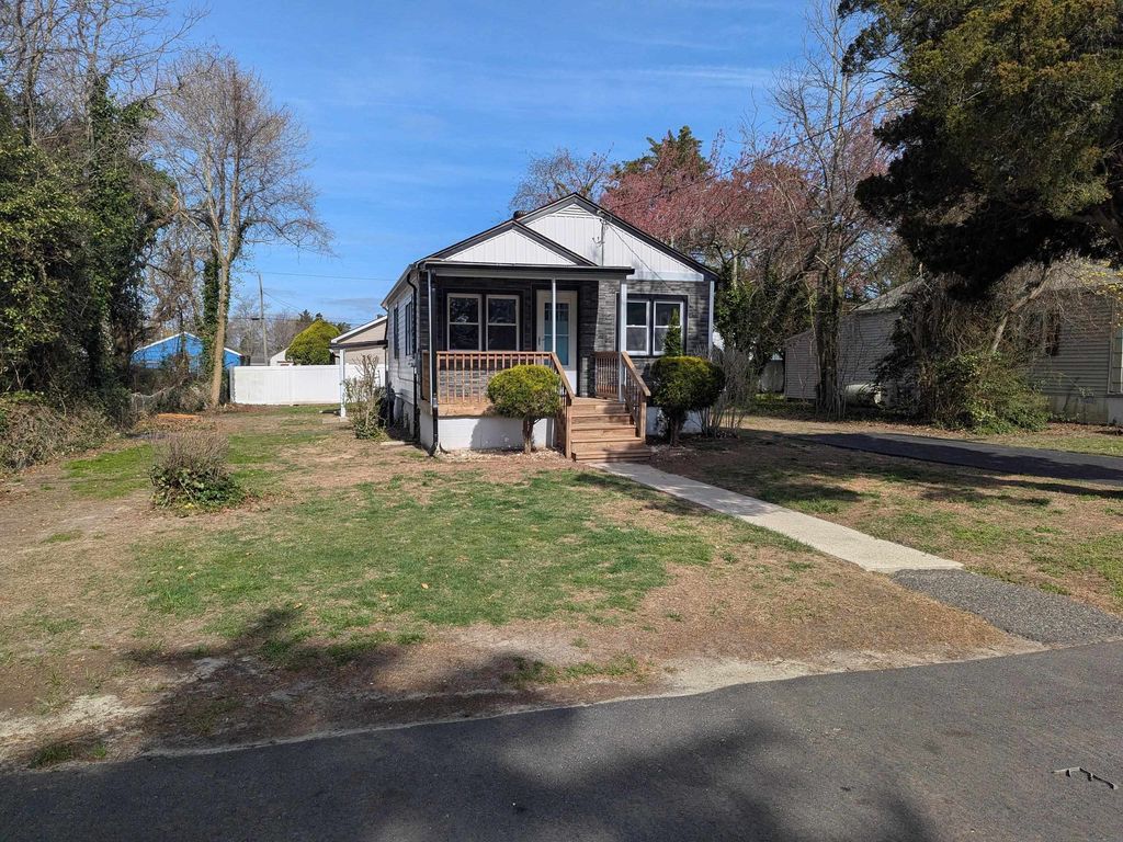 Photo of 17 S 9th Street, Del Haven, NJ 08251 (MLS # 260928)