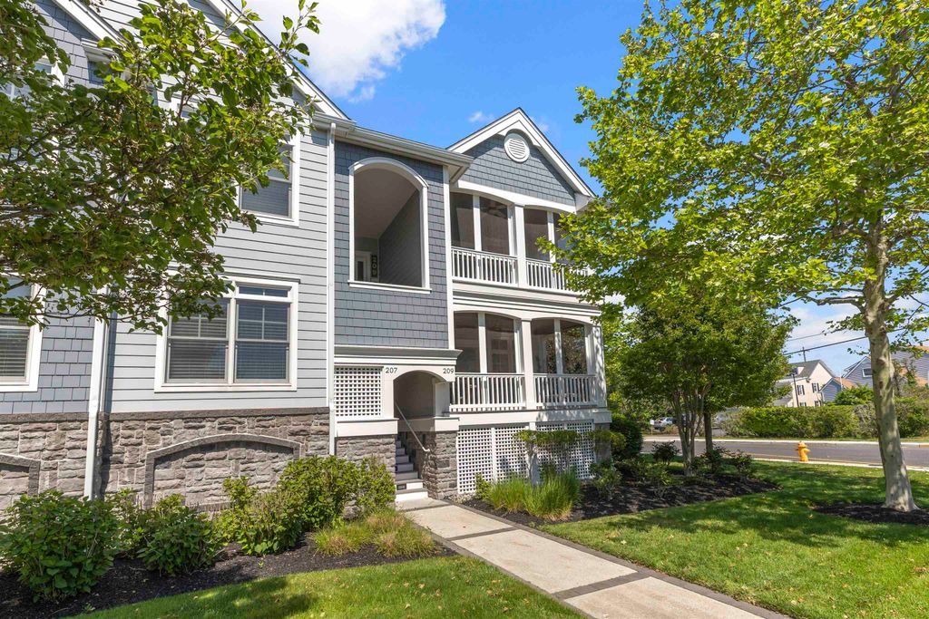 Photo of 209 Park Boulevard #209, Cape May, NJ 08204 (MLS # 261370)
