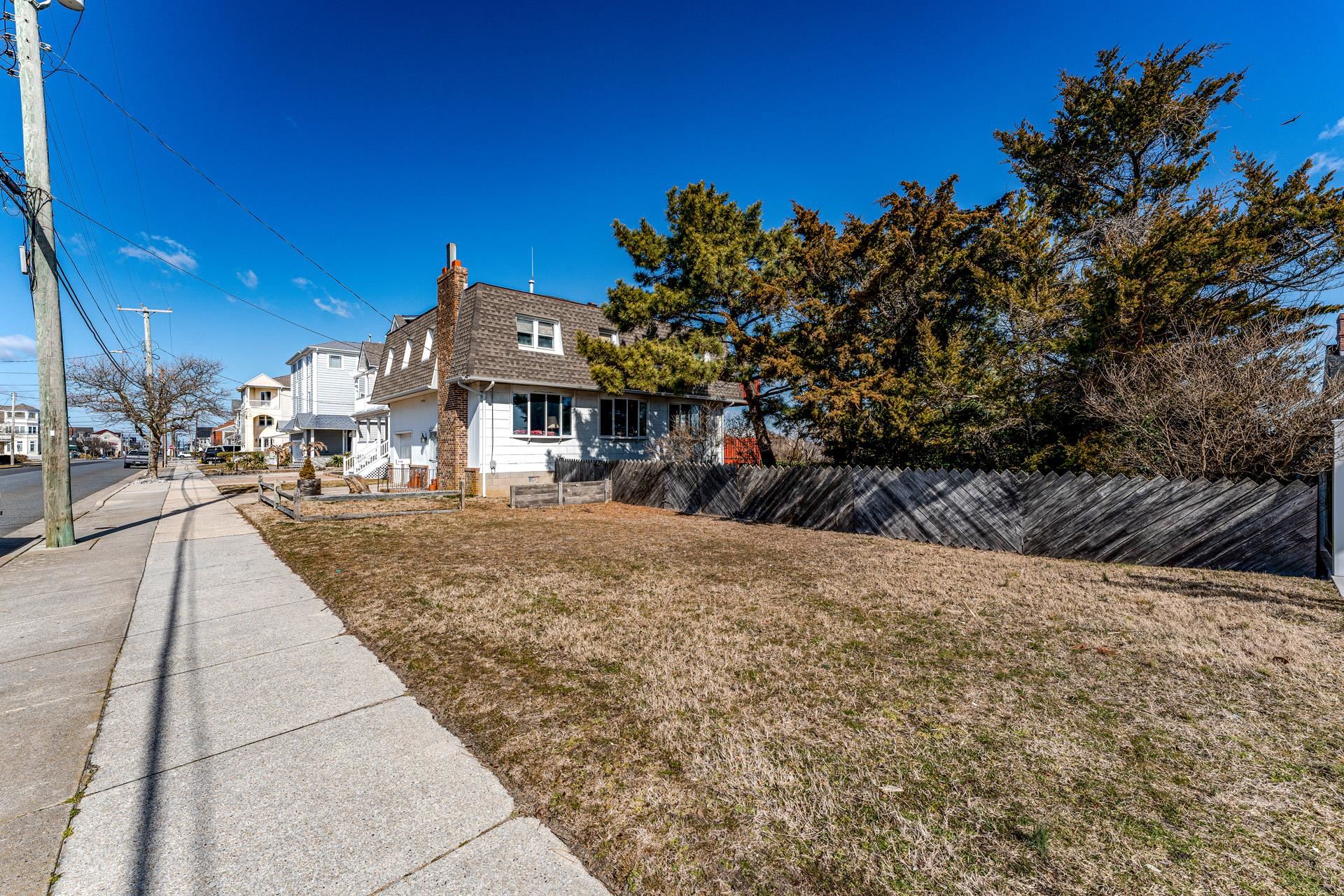 229-231 E 1st Avenue, North Wildwood, New Jersey image 3