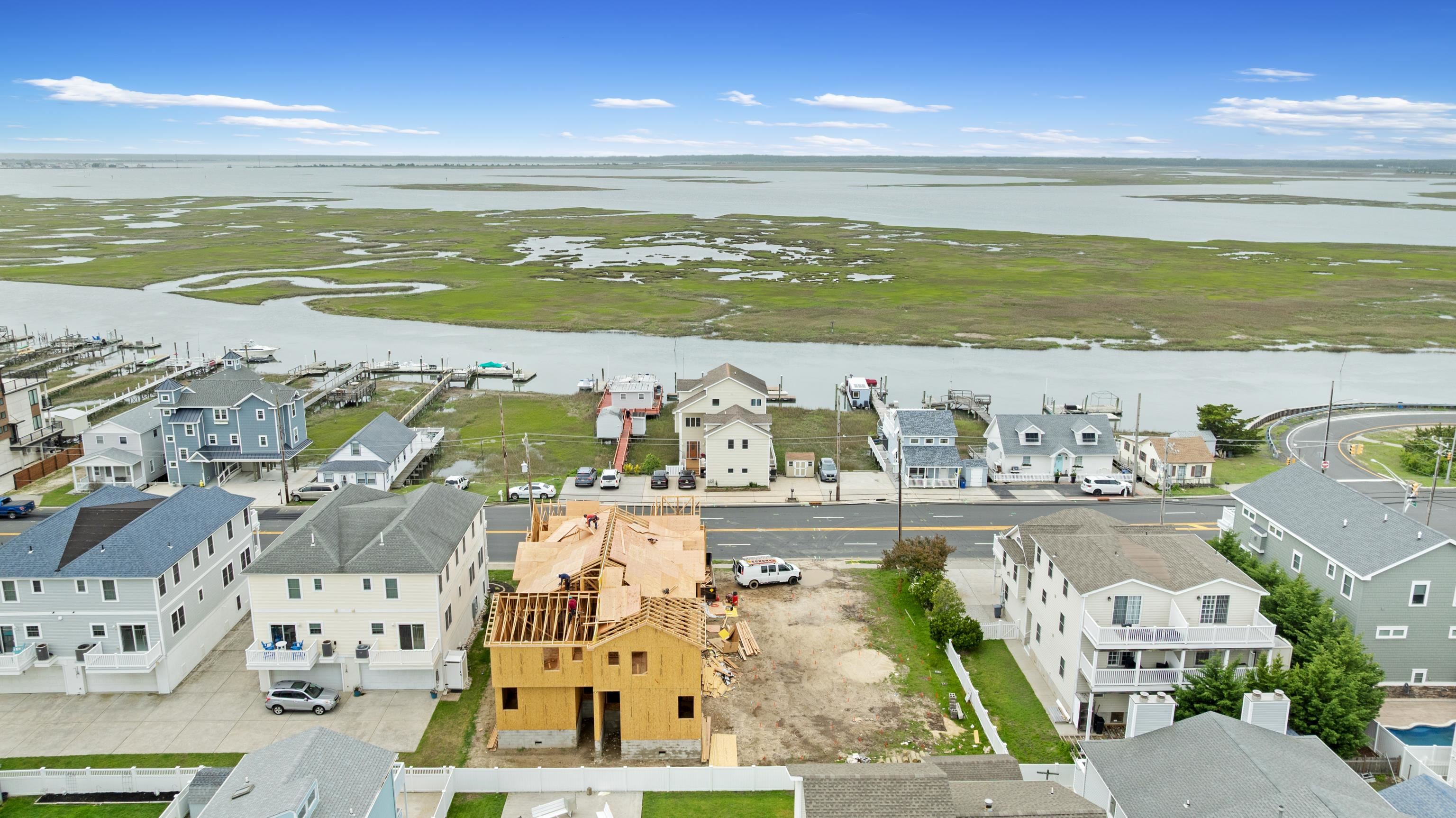 643 W Spruce Avenue #RIGHT, North Wildwood, New Jersey image 5