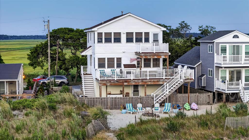 Photo of 175 N Beach Avenue, Cape May Court House, NJ 08210 (MLS # 262215)