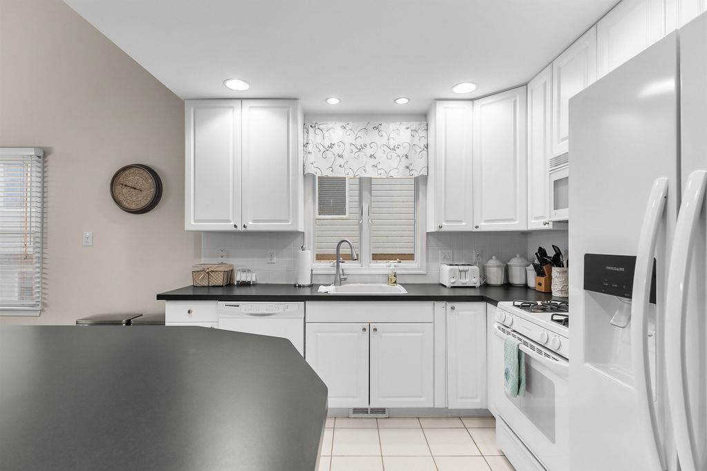 Photo of 113 78th Street #West Unit, Sea Isle City, NJ 08230 (MLS # 260442)